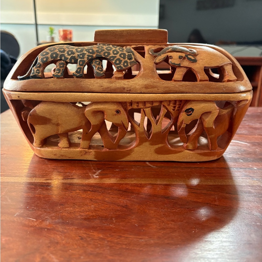 Handcarved Wooden Bowl W/ Lid Featuring Africa’s Big Five Zimbabwe 11x6 Inches